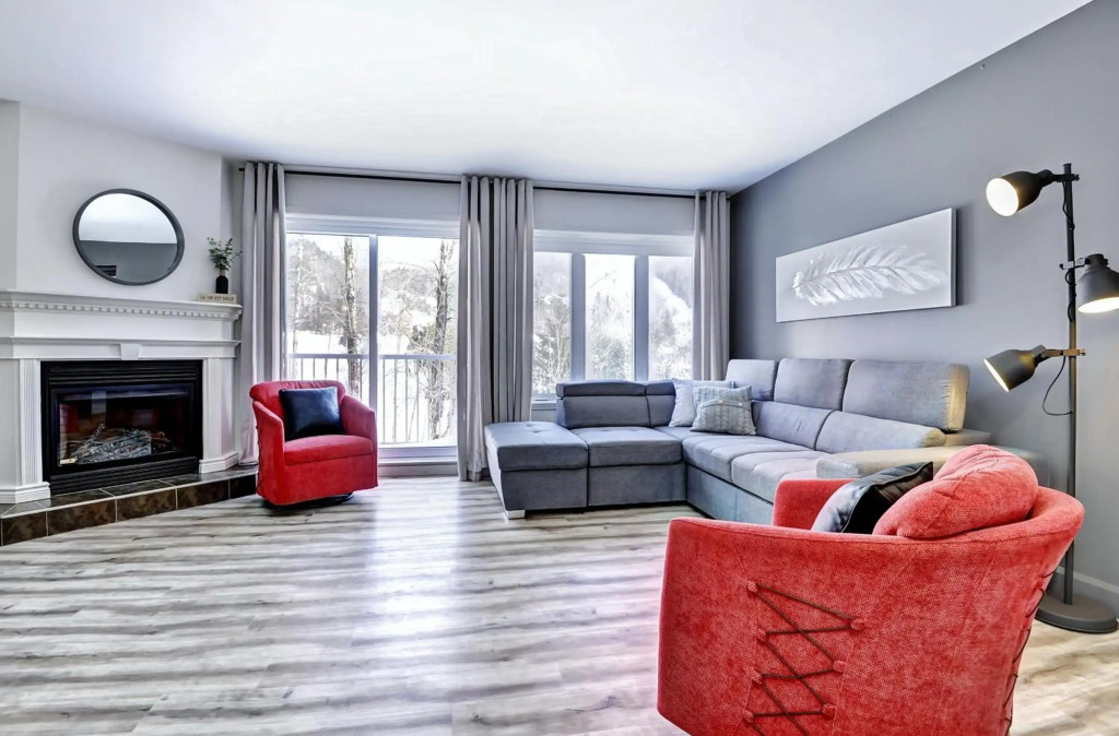 Condo 204 33 Chemin du Hameau by Les Chalets Alpins