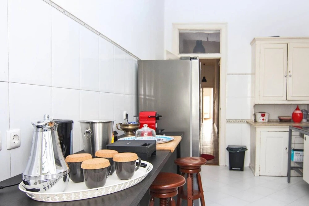 Spacious And Bright 4 Bedroom Apartment