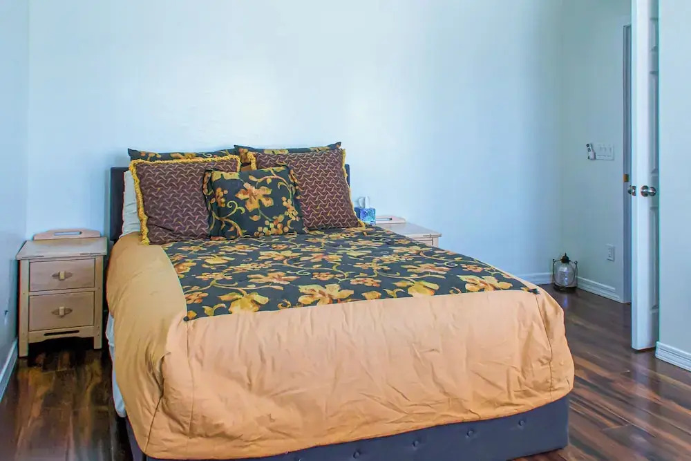 Spacious, Fully Equipped 5BR Home w/ Pool