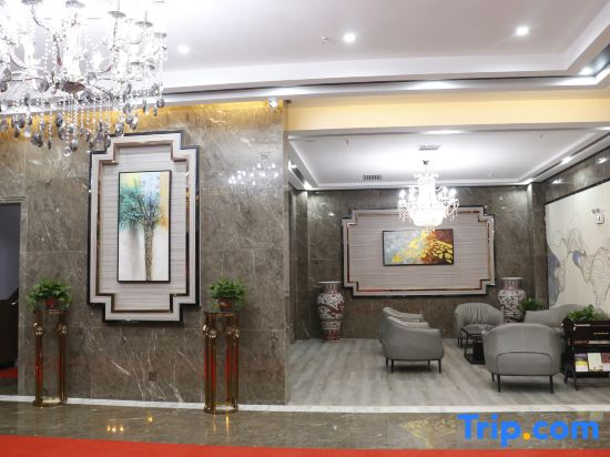Xinjinjiang Boutique Hotel