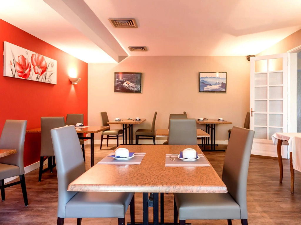 Hôtel Restaurant La Boule dOr
