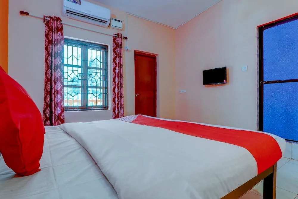 OYO 62737 Alfa Guest House