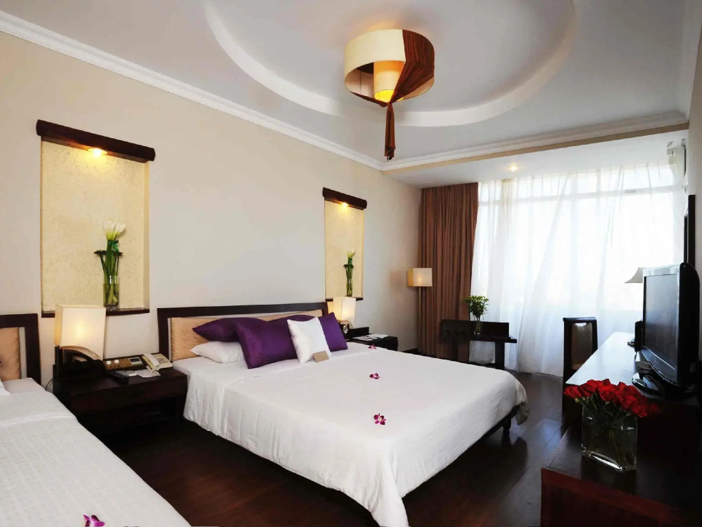 Orchid Hotel
