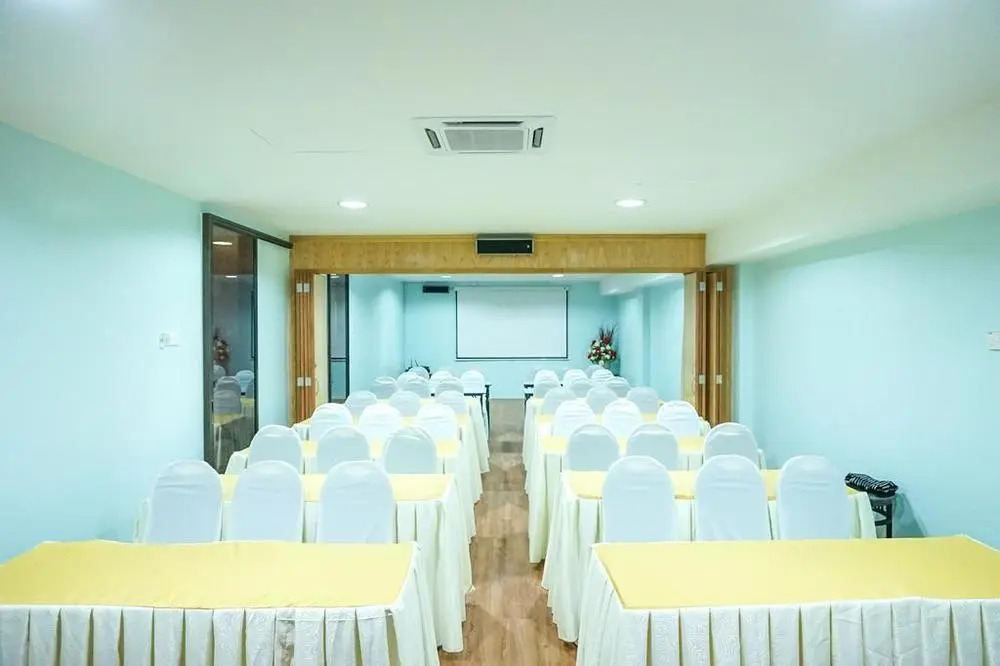 OYO 762 TY Hotel
