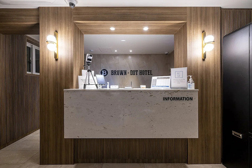Brown Dot Hotel Osan