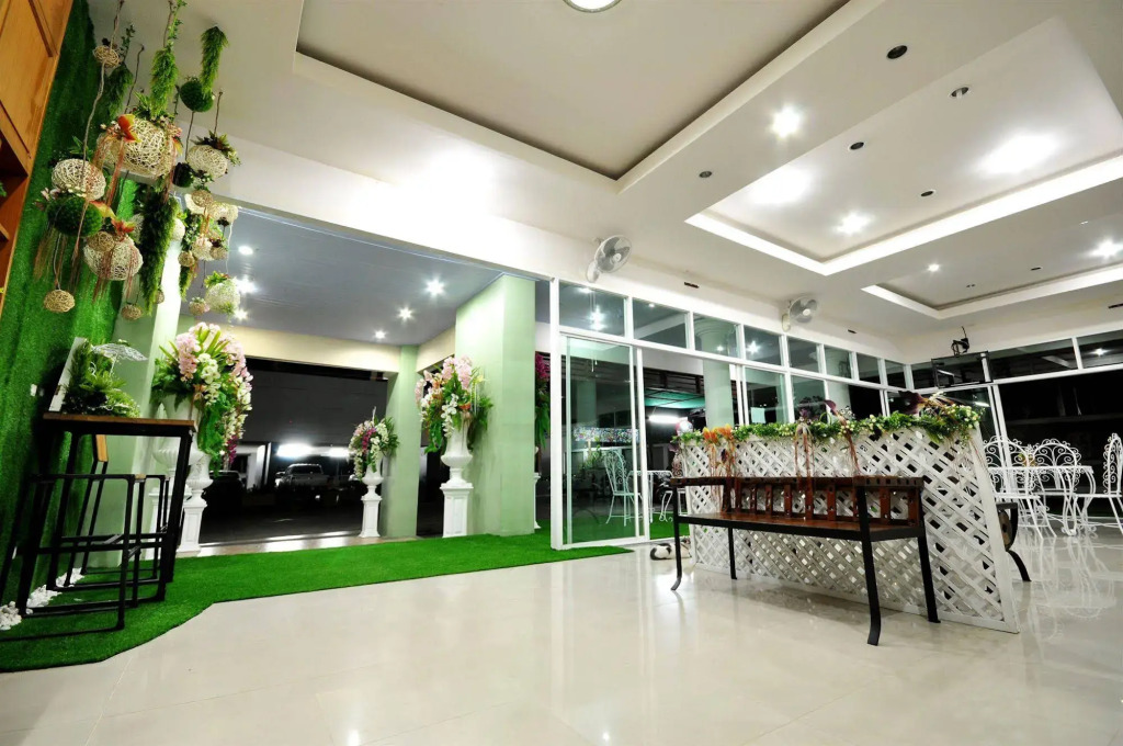 OYO 792 Omsaga Phuket Hotel