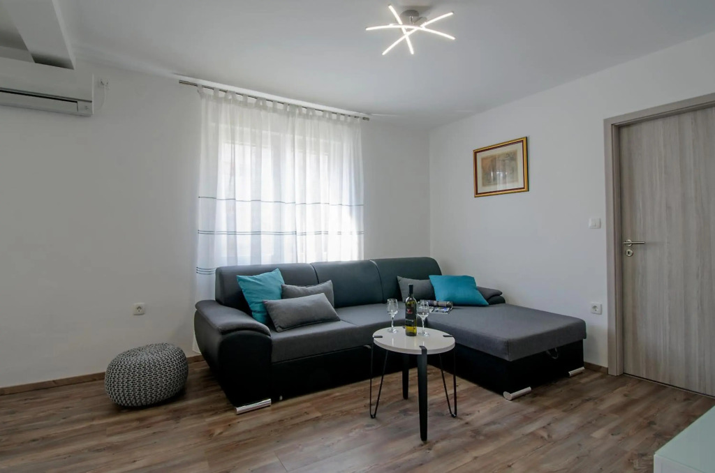 Apartment Pula R&D