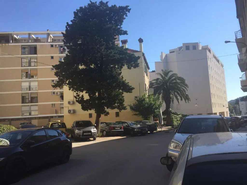 Anna Apartments