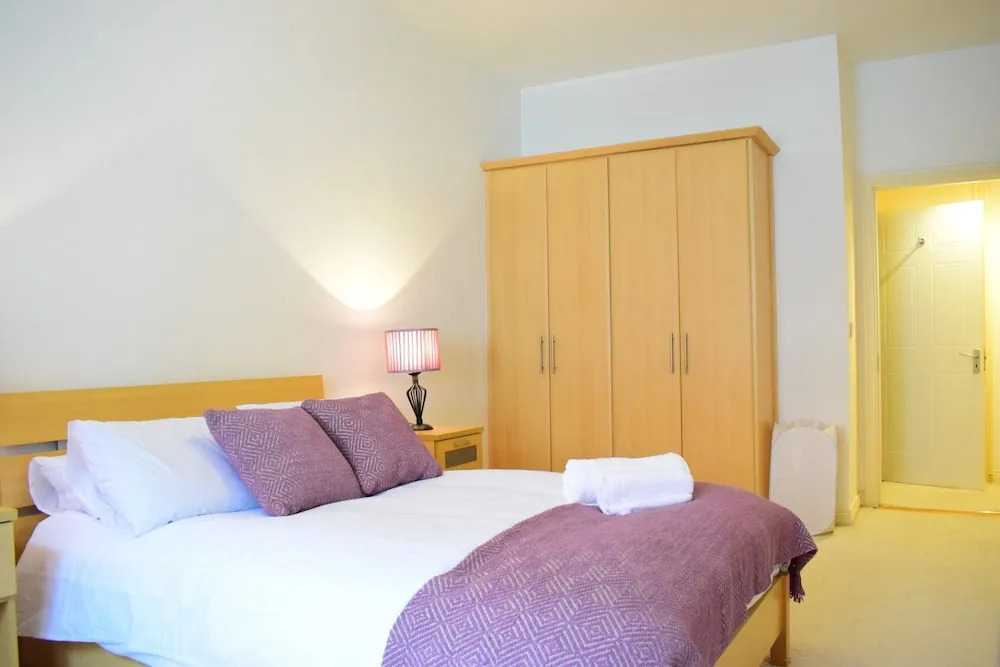1 Bedroom Apartment Next to 3arena Sleeps 2