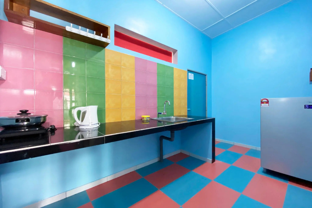 OYO HOME 90312 Rainbow Guesthouse