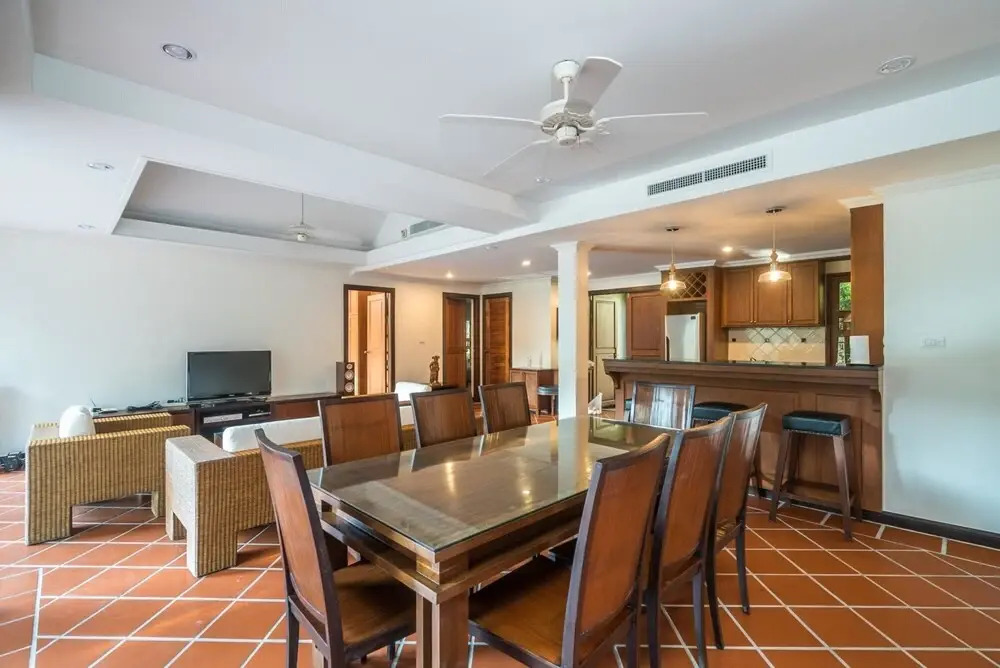 Nakatani B - Private Pool Villa Near Beach 2 Bedroom can be 4