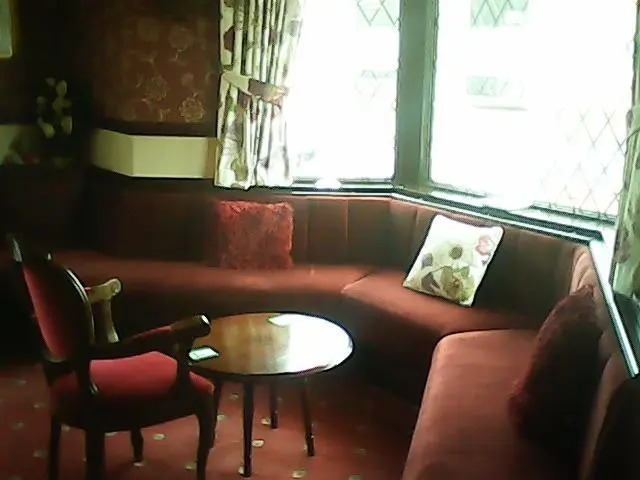 Sea Crest Hotel