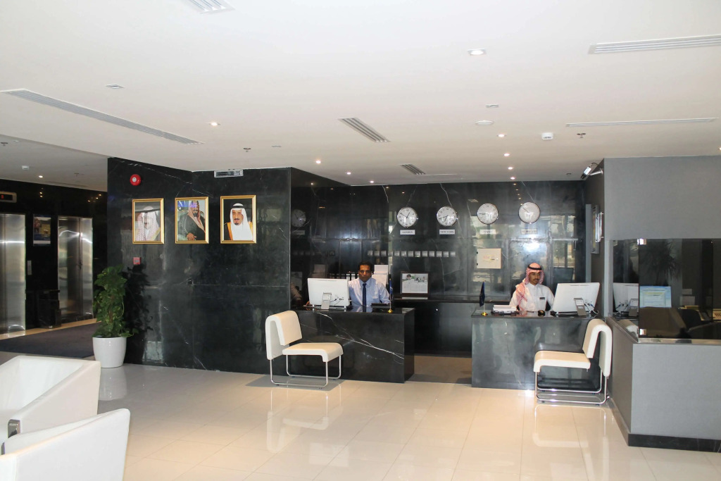 Golden Tulip Al Khobar Suites