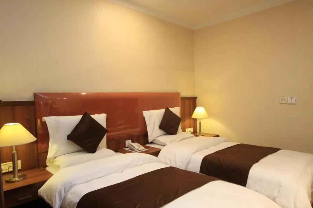 Hotel Noor Empire International Kormangala
