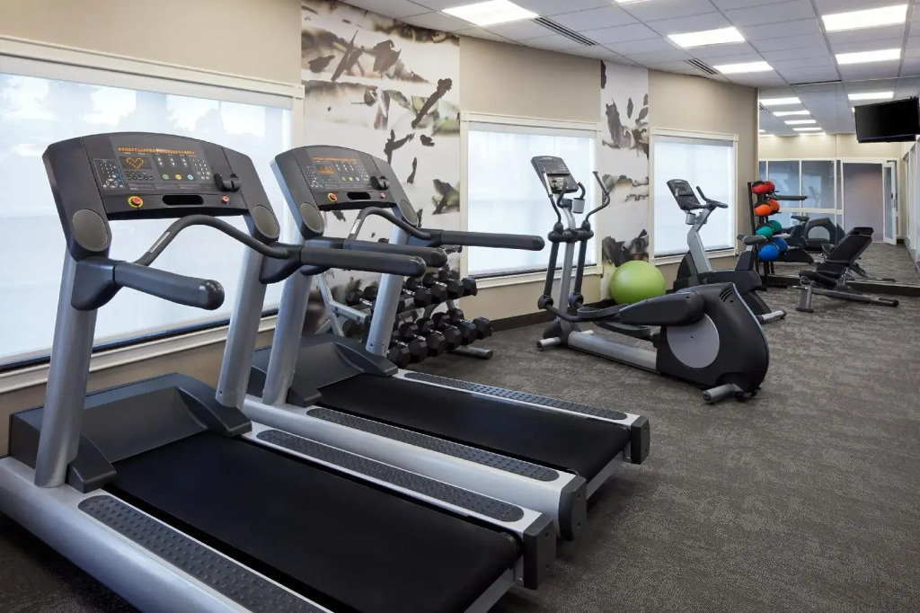 Residence Inn by Marriott Mississauga-Airport Corporate Centre West