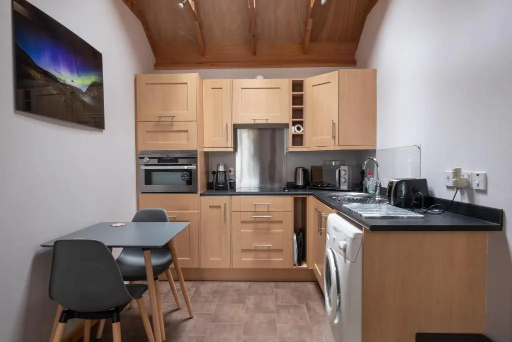 Contemporary One Bedroom Apartment Close To All Amenities In Conservation Area