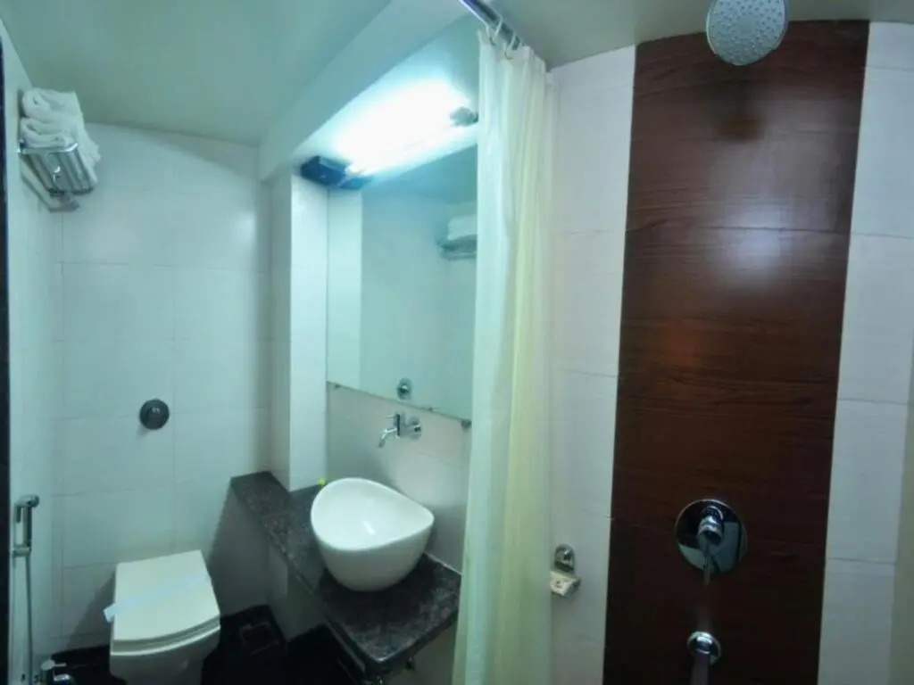 Hotel Poonam