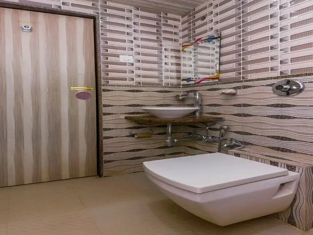 Hotel Shree Sai Prasad By OYO Rooms