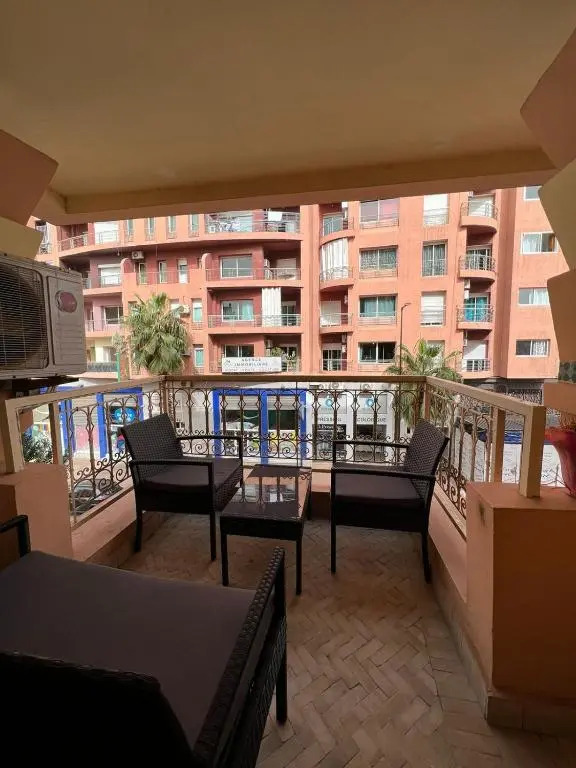 Luxury apartment 2 in the heart of Gueliz, Wifi, Pool