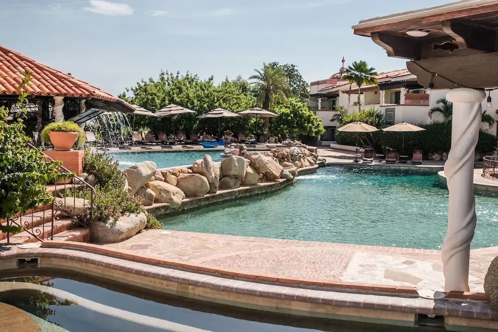 Quiet Villa + Pool + Private Outdoor Space