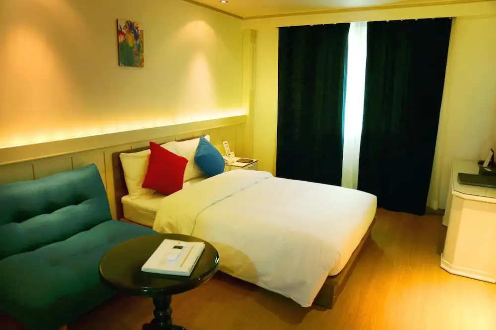 Tiffany Tourist Hotel