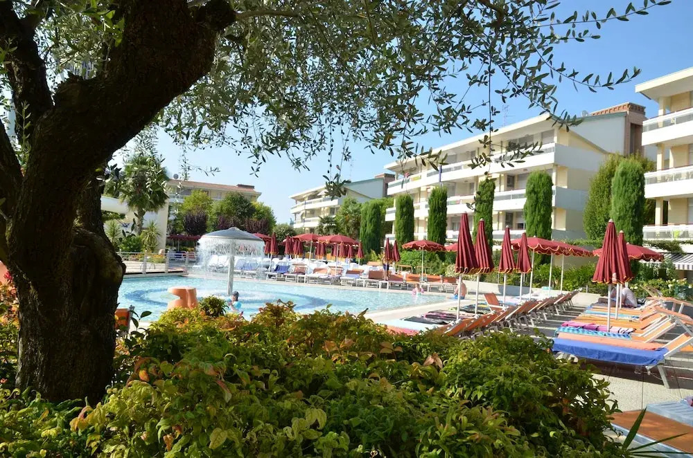 Super Villaggio Planetarium Resort one Bedroom Apartment Sleeps 4