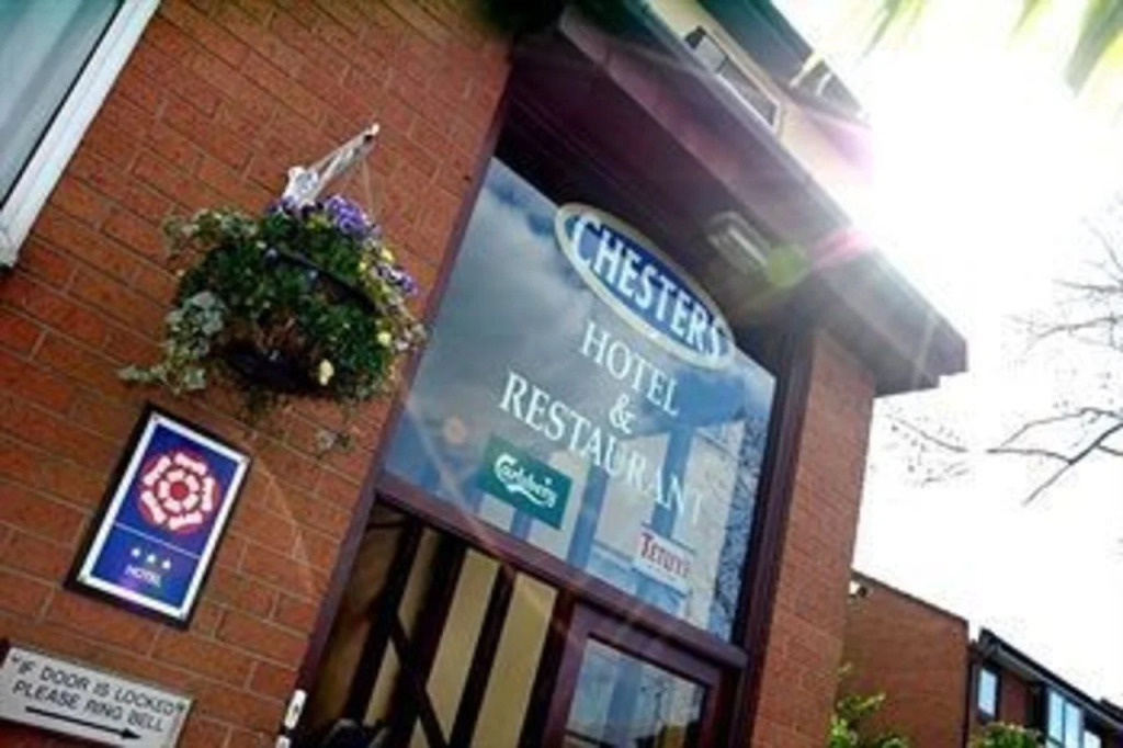 Chesters Hotel & Restaurant