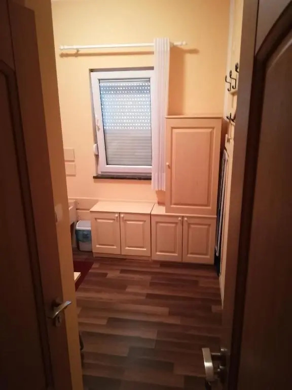Cinema House Single & Double Rooms & Studio Apartments