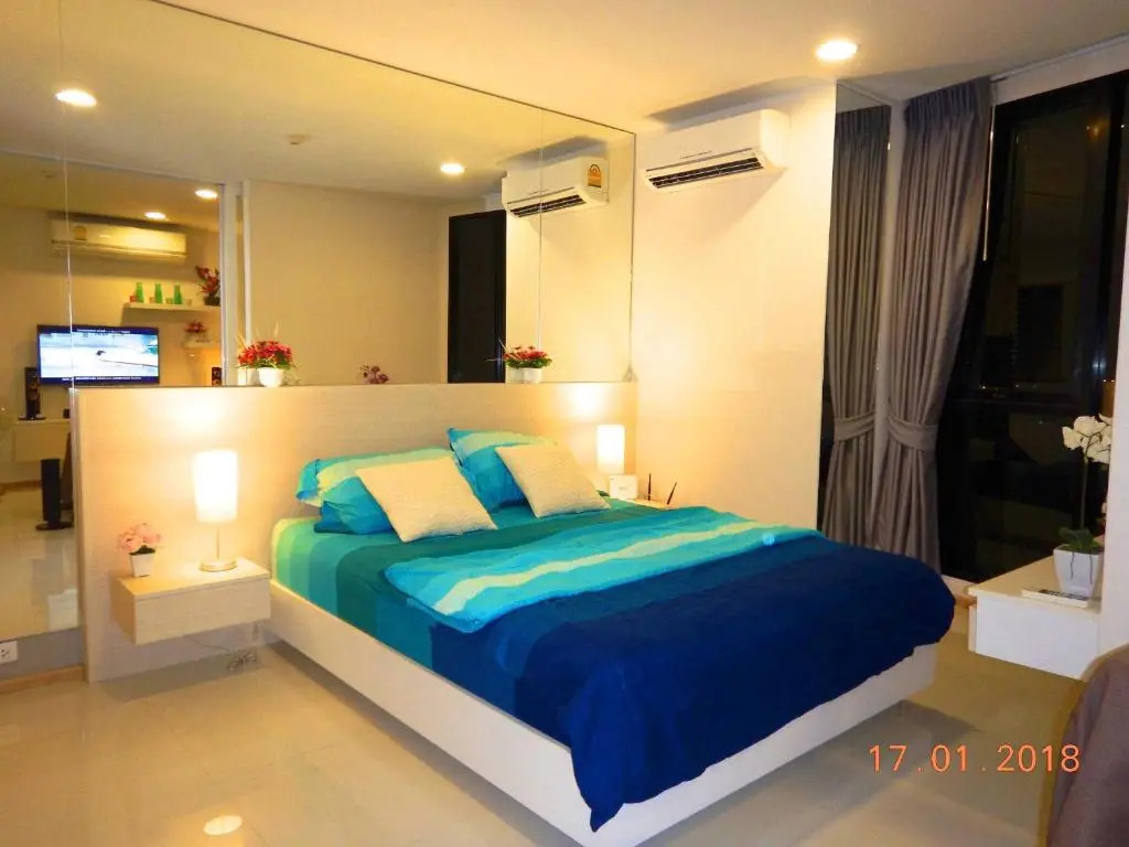 Acqua Condominium 2