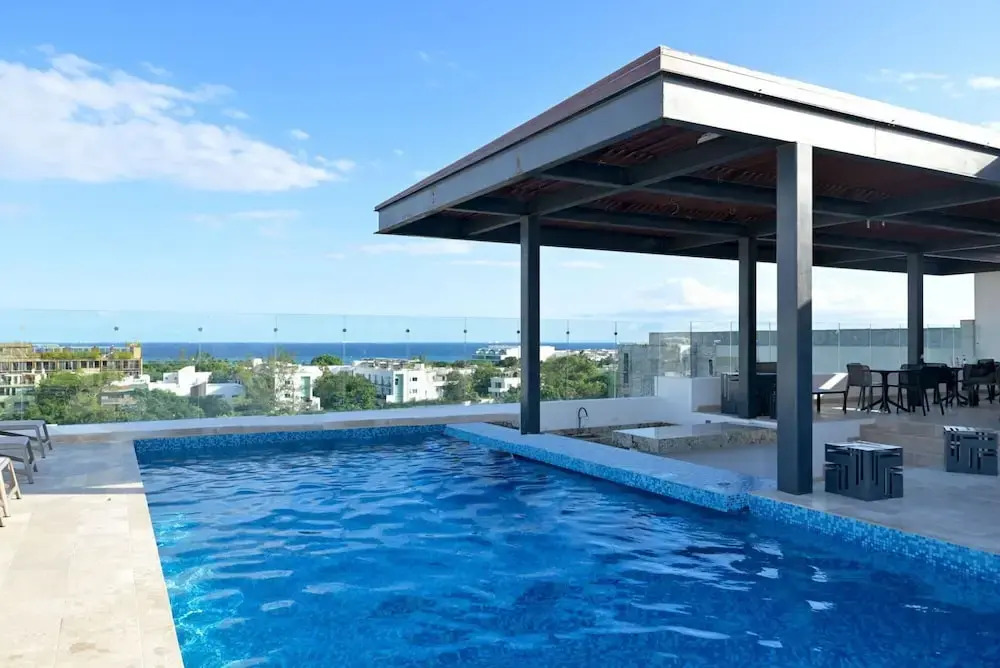 Brand New Lovely 1BR Apartment PDC Rooftop Pool Gym Pool Table Nice Amenities