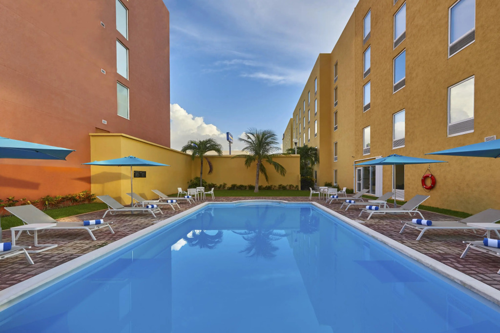 City Express Junior by Marriott Cancun