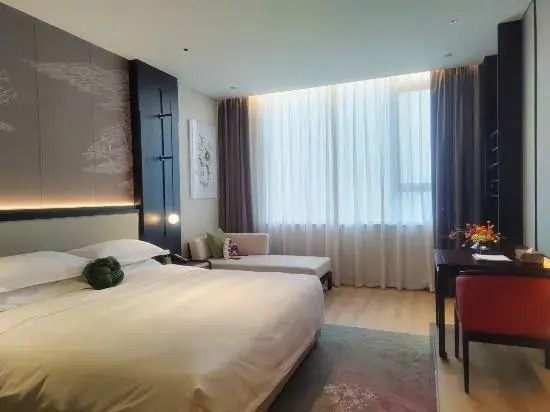 Grand Skylight Hotel Huangmei Jinchen