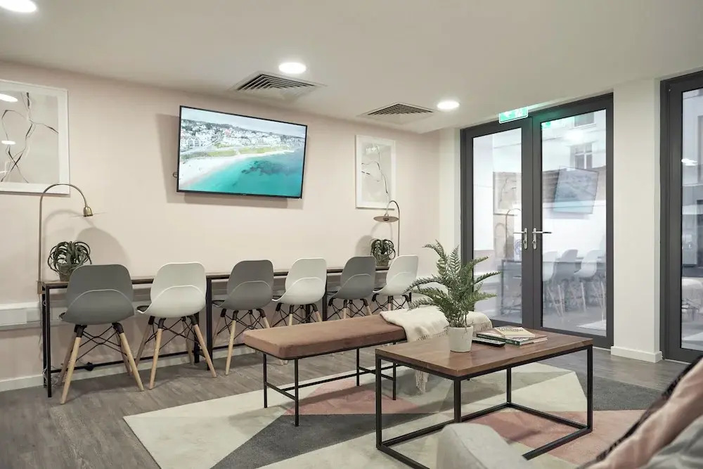 For Students Only - Apartments at The Quarry Falmouth