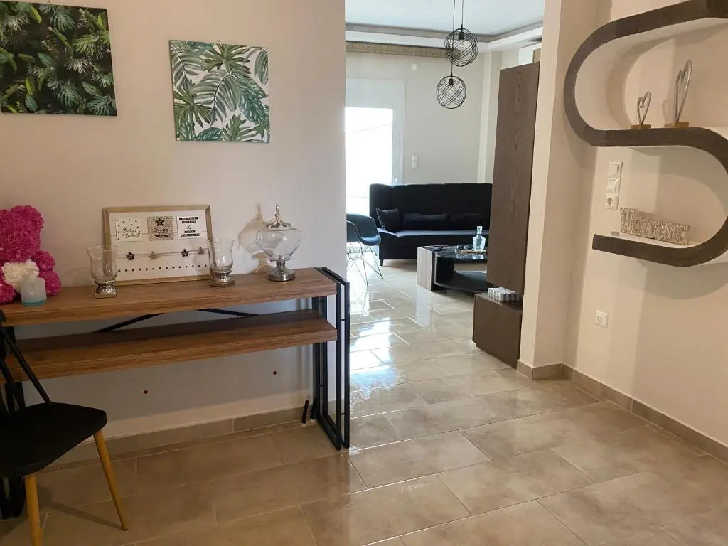 Olive Hill Apartment