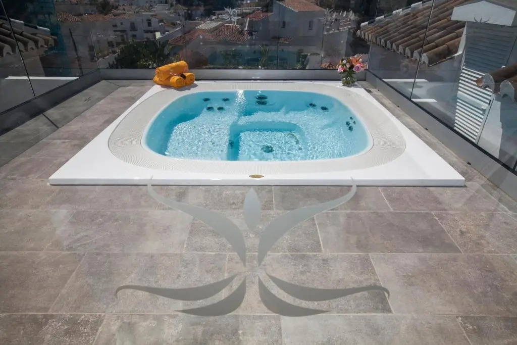 Beneste Villa Flamenca Hotel
