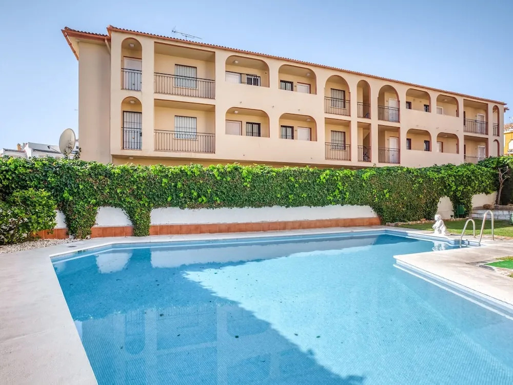 Modern Apartment in Torremolinos With Swimming Pool