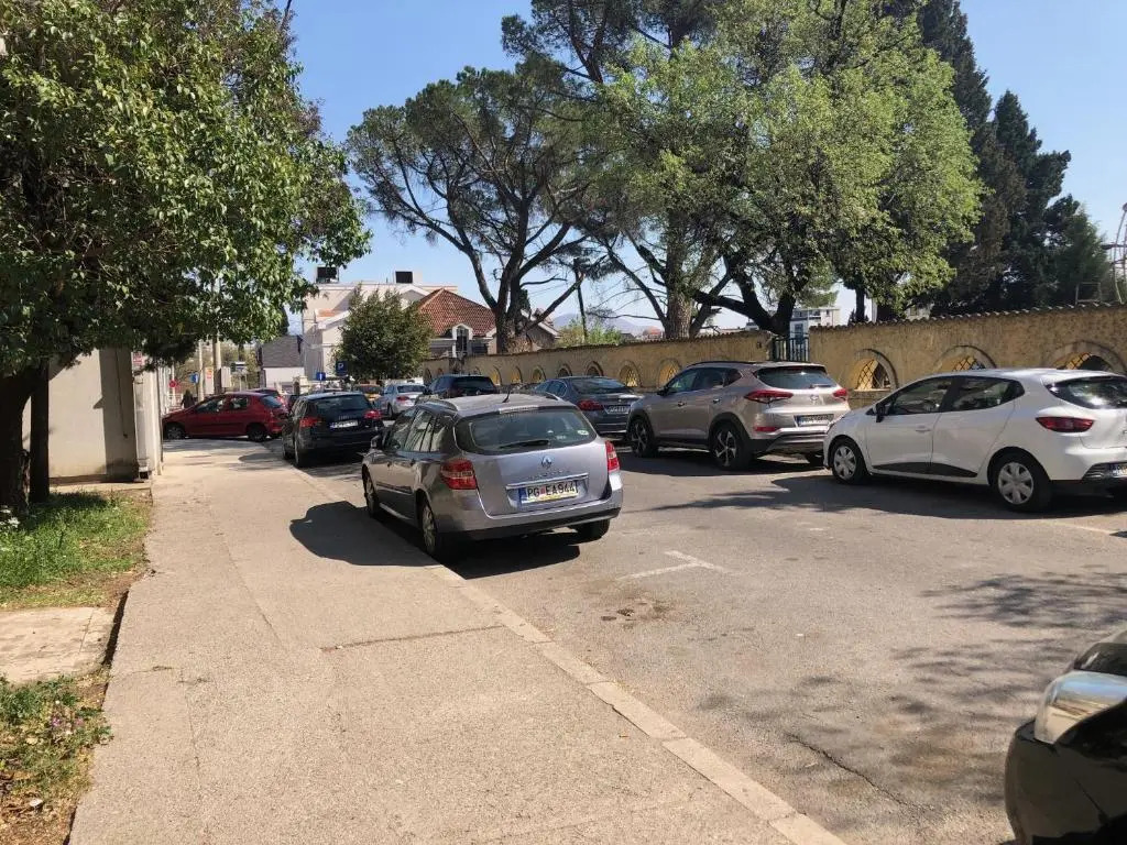 Cicki Apartments I
