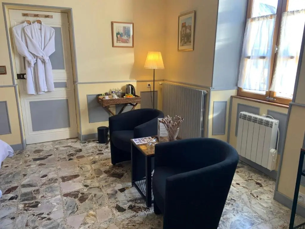 No.15 chambre dhote