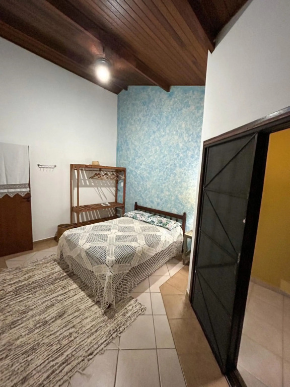 A 500m Praia Maranduba, casa 2 quartos em Condomínio