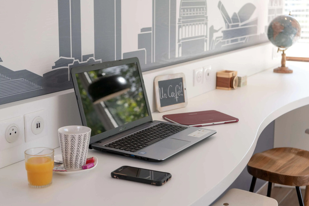 Kyriad Hotel Lyon Givors
