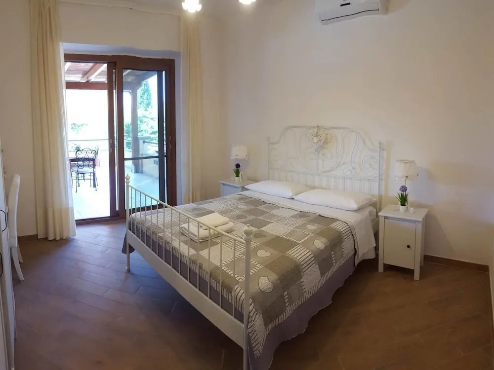 Bed and Breakfast La Corte degli Ulivi