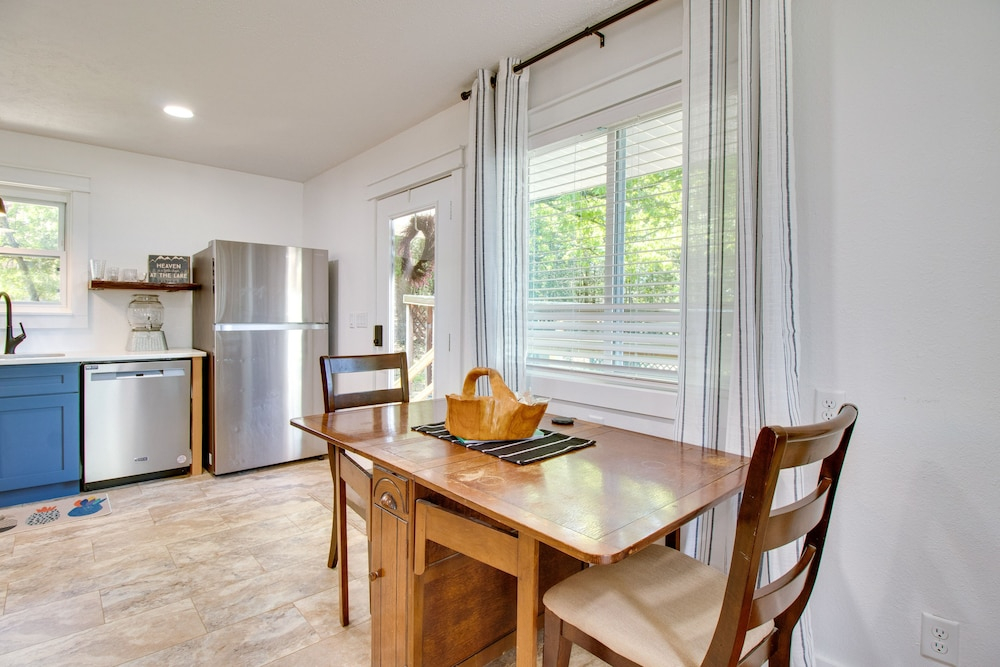 Spacious Arkansas Lake House - 2 Mi to Boat Launch