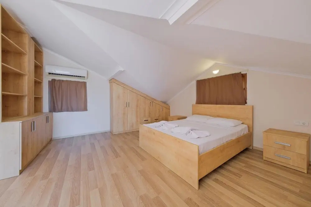 Talia deniz manzaralı 4 odalı lüks Villa