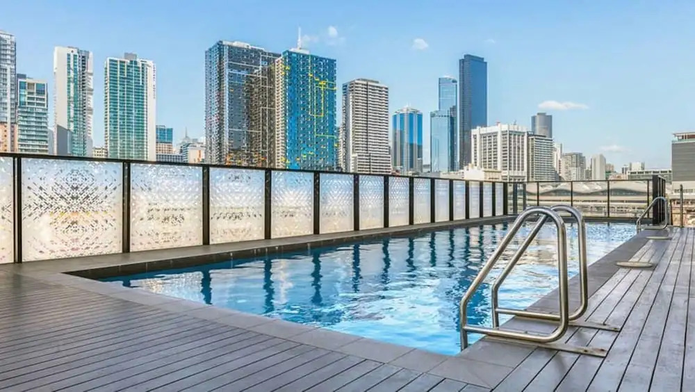 ReadySet Apartments at Stadium