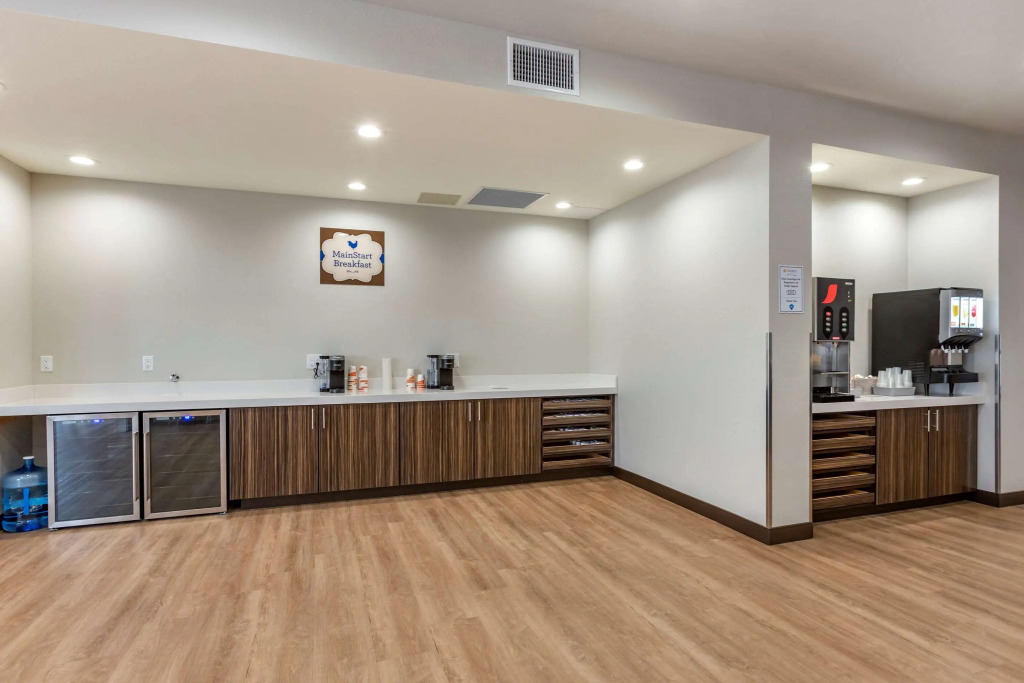 MainStay Suites Carlsbad South