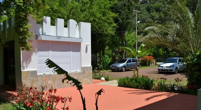 Artemis Hotel