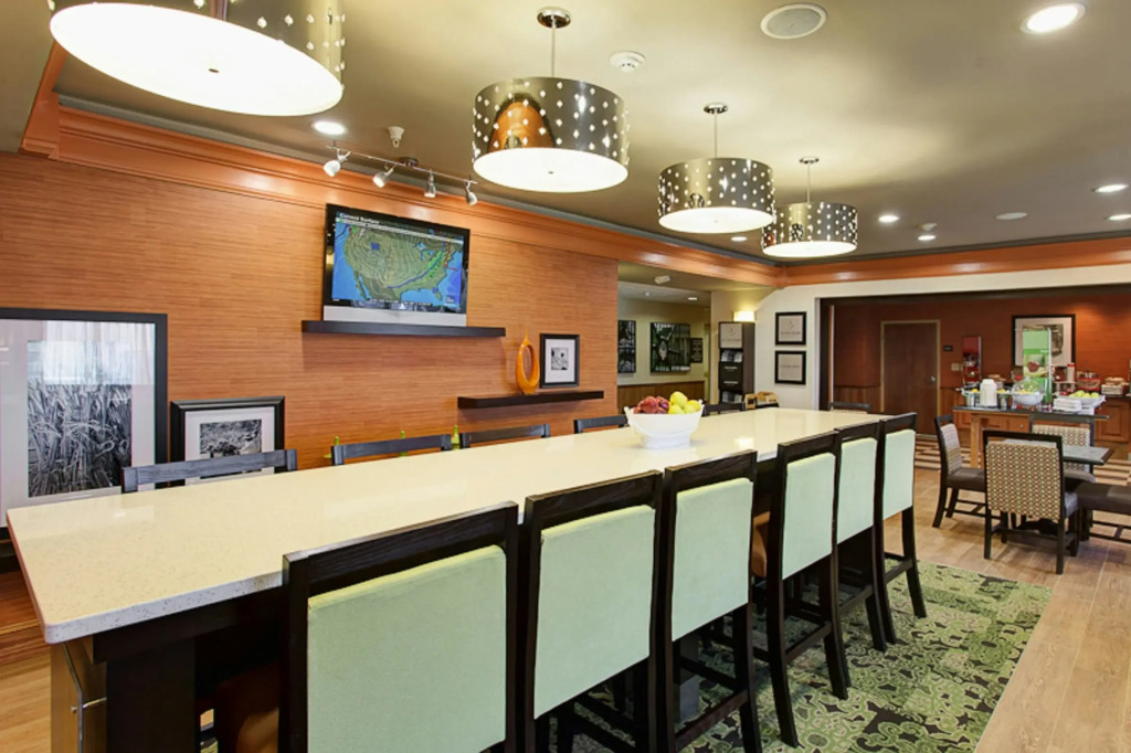 Hampton Inn & Suites Fremont
