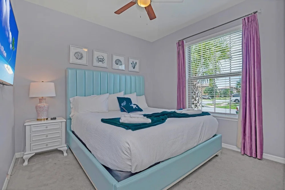 Perfect Location, Beautiful and Spacious 8BD Home, Free Waterpark! #8so884