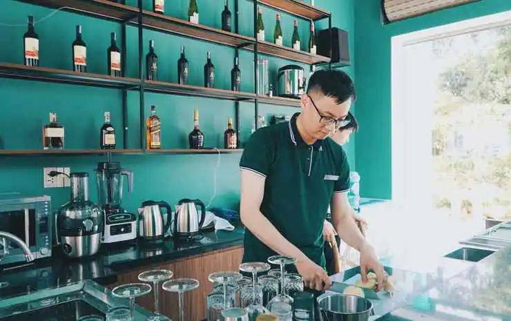 Minh Long Hotel