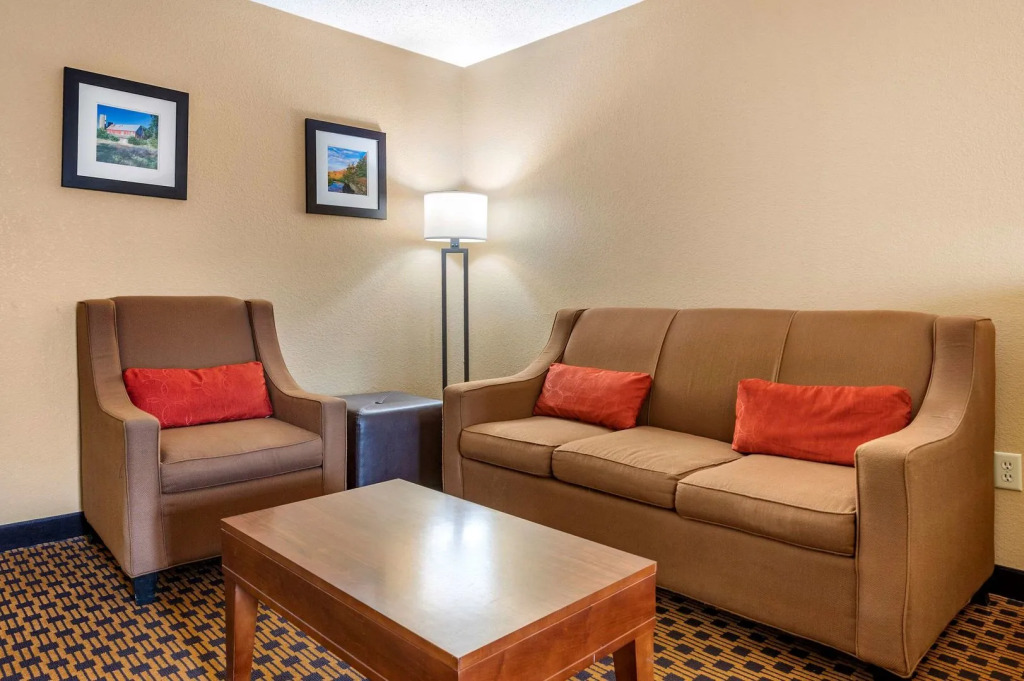 Comfort Inn Joliet West I-80